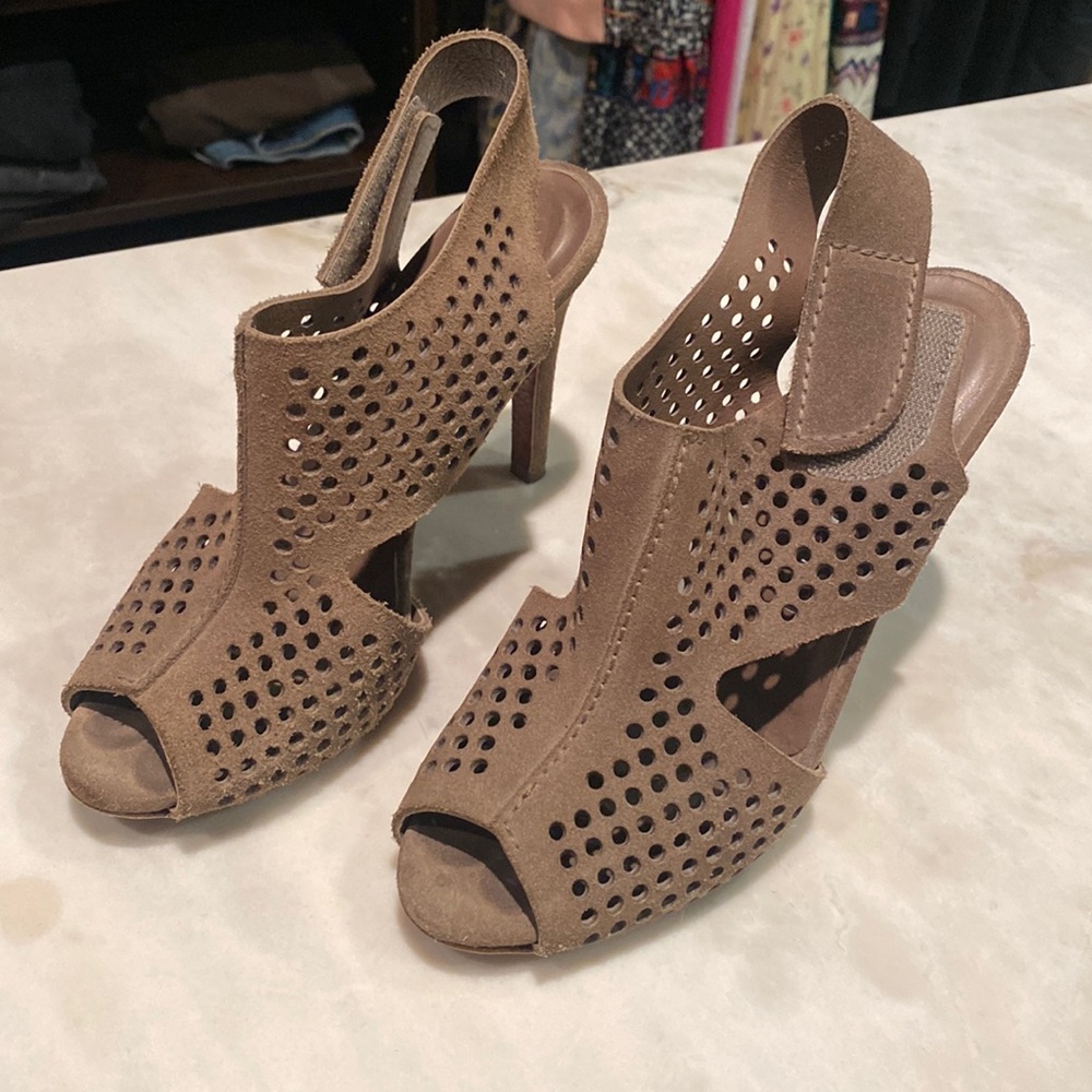 Pedro Garcia heels open toe